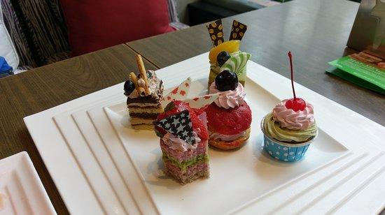 DongHua JiaRi Hotel Lang JingYuan Western Restaurant